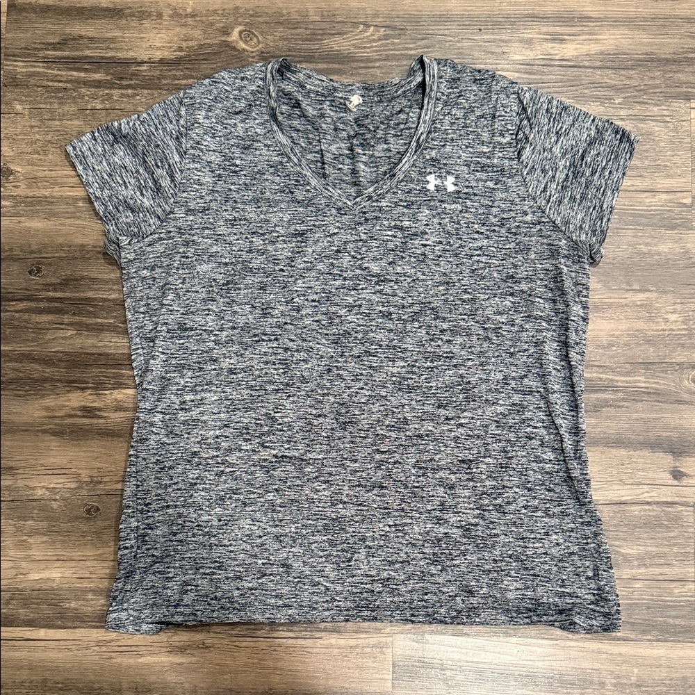 Under Armour Women's Heathered Black V-Neck Tee